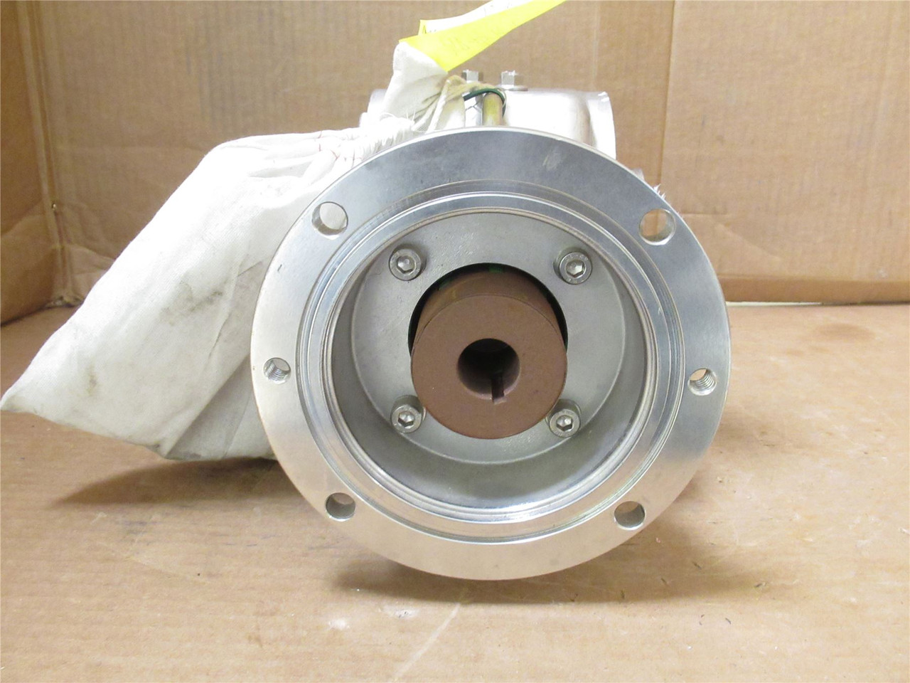 D and F 37.4SM2; Gear Box Ratio: 60:1 Input Shaft: 7/8"ID