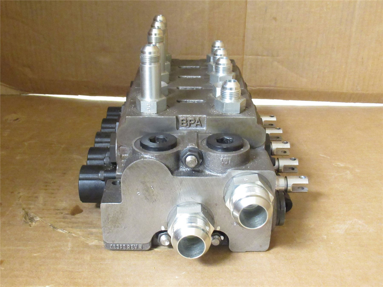 Bright Coop 9123119; Manual Control Manifold; 5-Way/Section