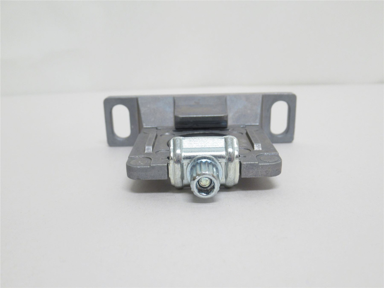 SMC Y400T-A; Lot-2 Spacer With Brackets; For Use With AC40