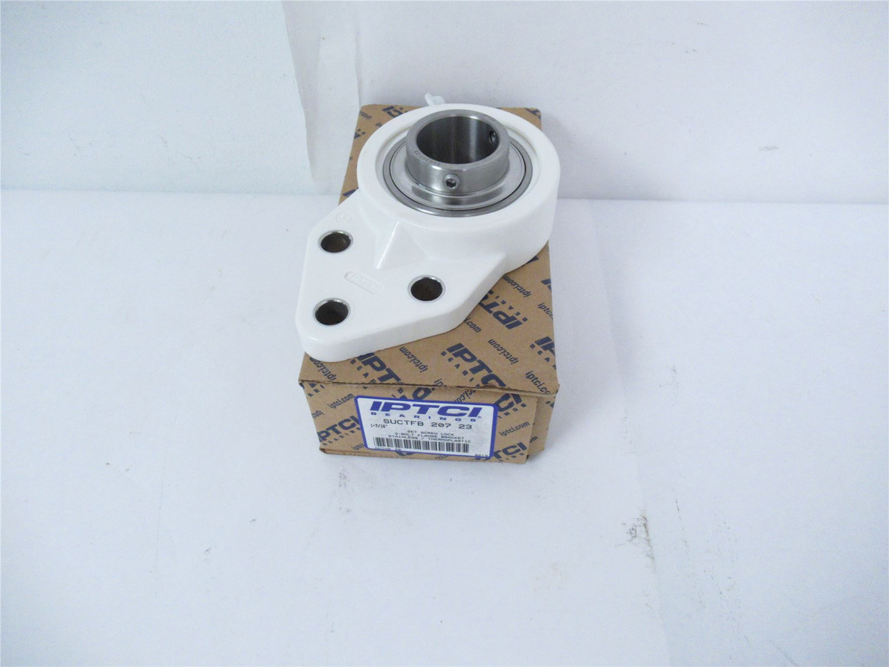 IPTCI SUCTFB207-23; Bearing Flanged 3-Bolt 1-7/16"ID