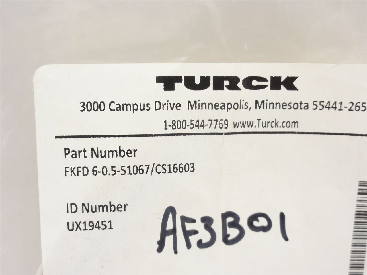 Turck FKFD 6-0.5-51067; Front Mount Sensor Receptacle UX19451