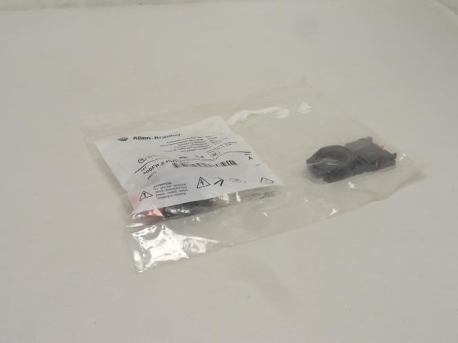 Allen-Bradley 800FP-E402PX01; Extended Push Button; Momentary