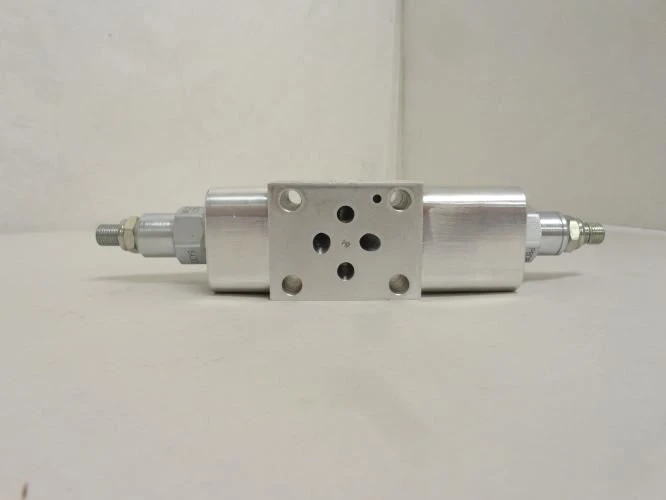 Sun 4150 320 000 0CS9-A2; Needle Valve 7/16" Shaft Length