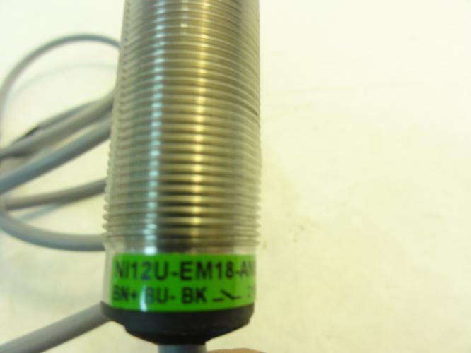 Turck Ni12U-EM18-AN6X; Proximity Sensor (NO Mounting Nuts)`