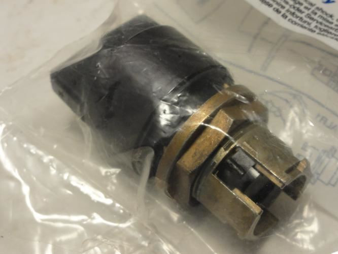 Allen-Bradley 800EB-SM22; Switch; 22.5mm; 2-Position