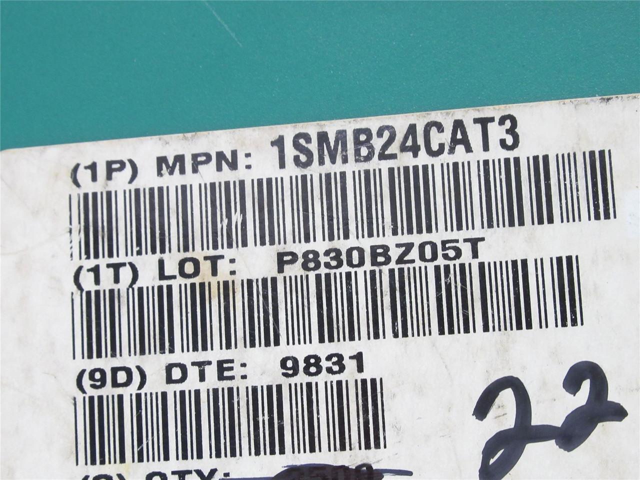 Onsemi 1SMB24CAT3; Lot-1800 TVS Diode; 24V; 600W
