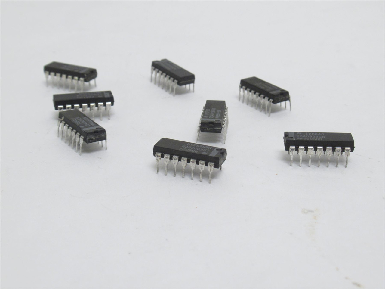 Onsemi CD409BCN; Lot-8; Counter Shift Registers; 8-Bit