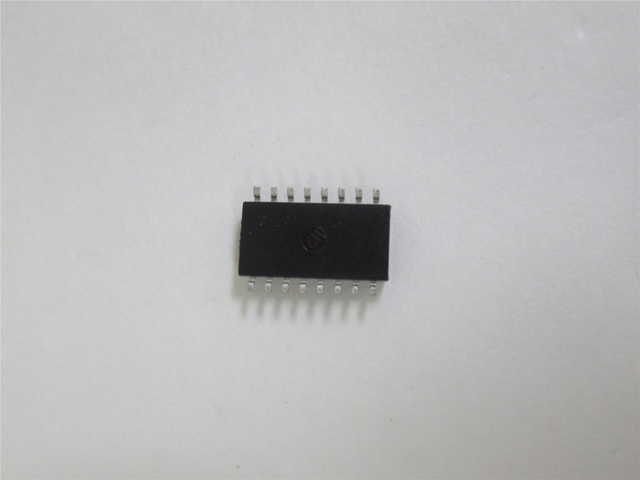 MFG- THRGI 107; Lot-40 IC Chip 820ohomJ