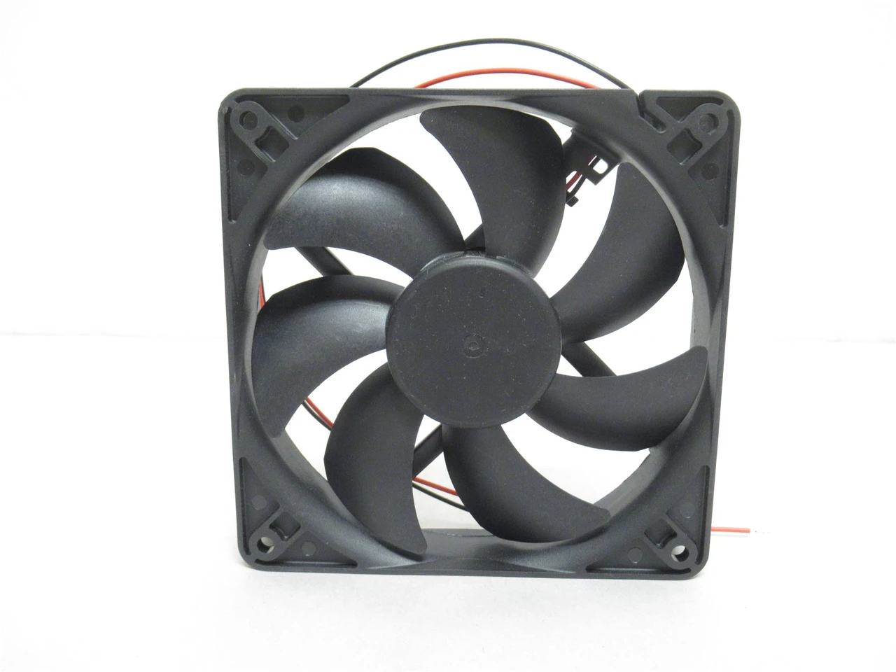 Sunon EEC0251B1-000U-A99; Axial Fan; 120mm x 120mm; 12VDC