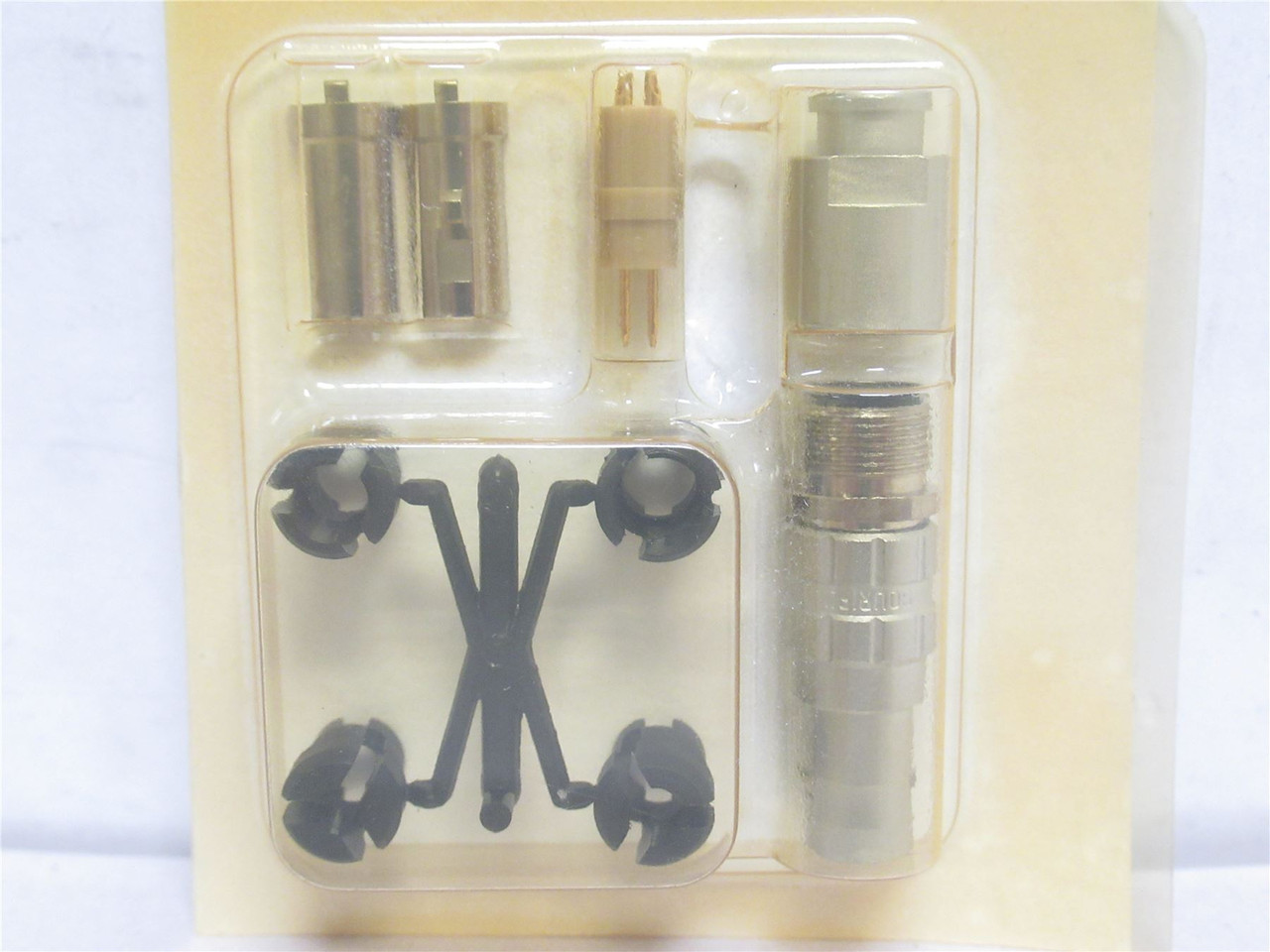 SOURIAU JBXFD0G04MSSDSMR; Male  Circular Connector Plug