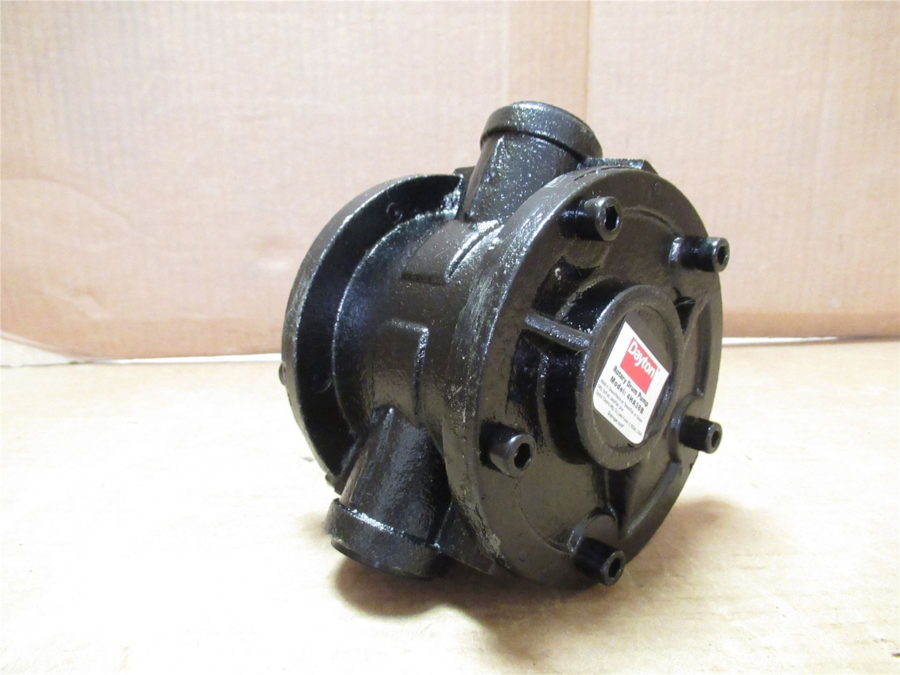Dayton 4HA38; Rotary Hand Operated Drum Pump 1-1/8 x 1-1/4NPT