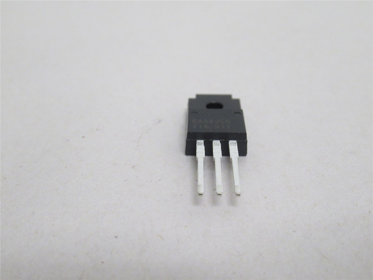 ROHM BA90JC5T; Lot-8; LDO Voltage Regulators; 9V; 1500MA; 3P