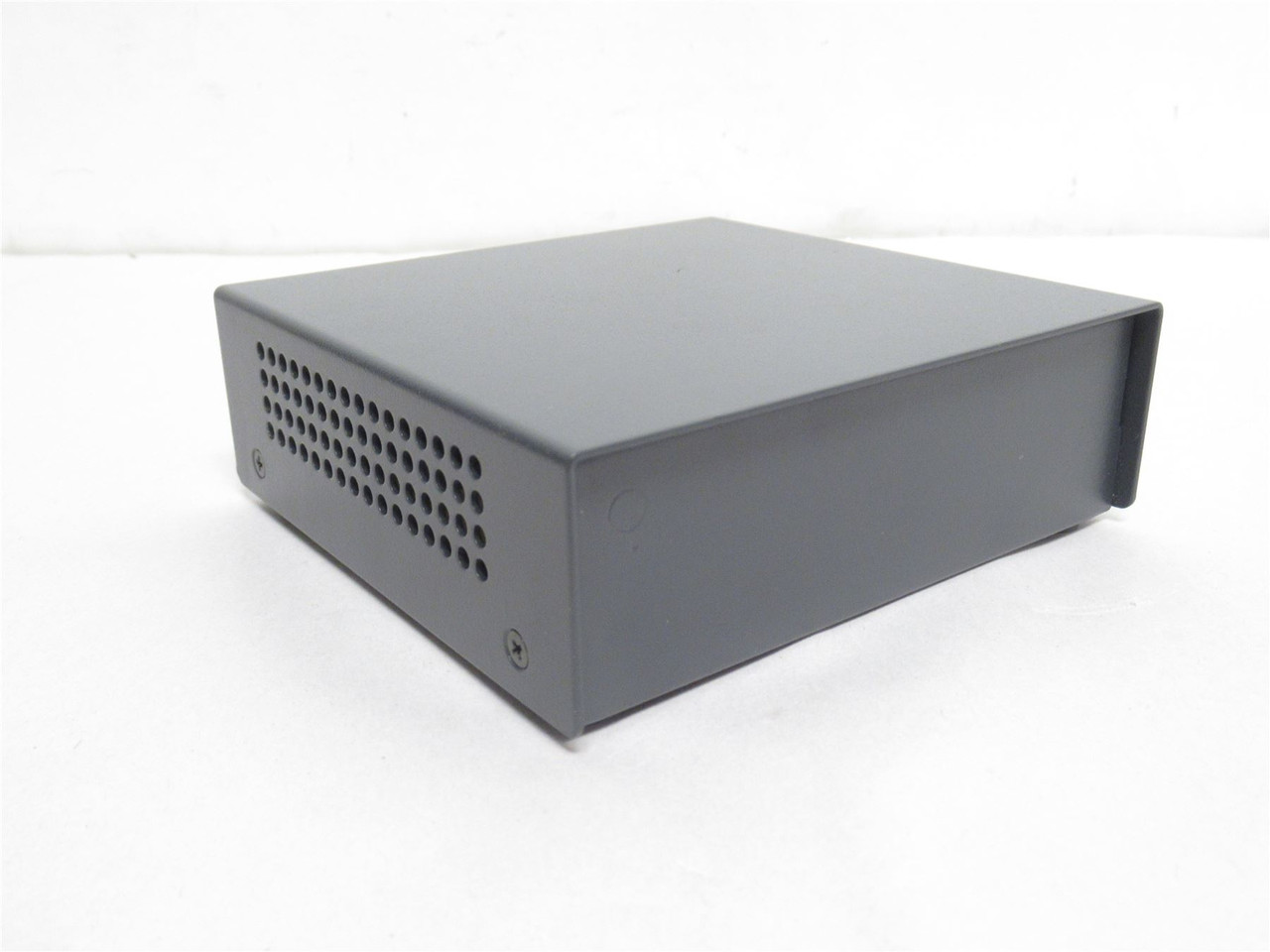 Black Box LMC001A-R2; Communications Convertor; 100-240VAC