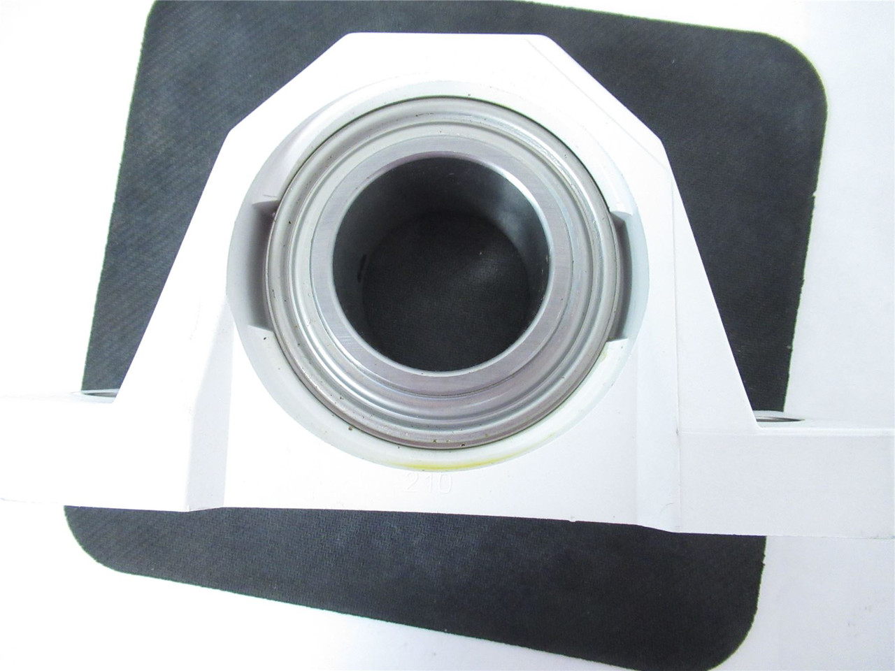 Dodge 136986; Pillow Block Bearing 2"ID P2B-SCEZ-200-PSS