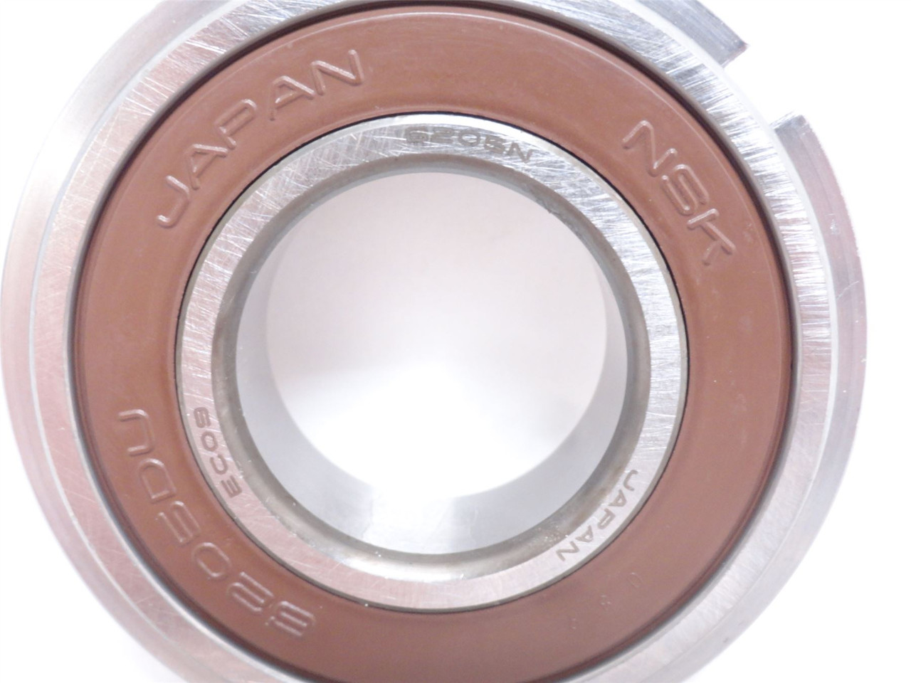 NSK 6205DDUNRC3; Ball Bearing 25mmID x 52mmOD x 15mm Width