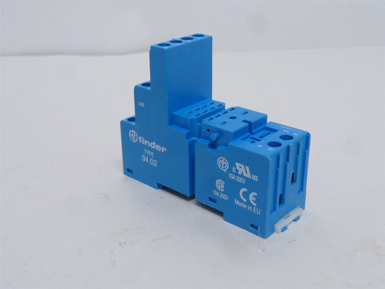 Finder 94.02; Relay Socket; 10 Amp; 250VAC