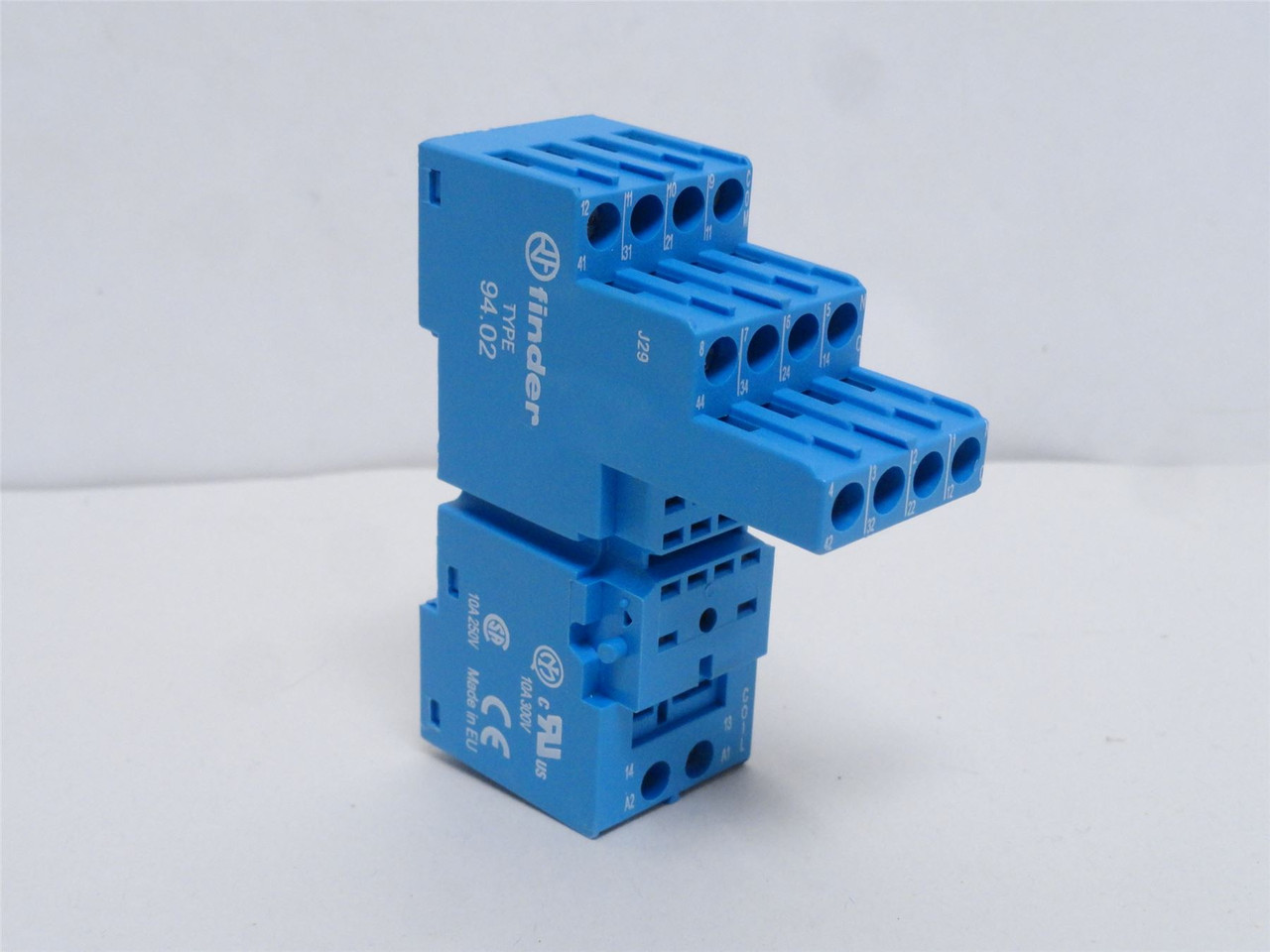 Finder 94.02; Relay Socket; 10 Amp; 250VAC