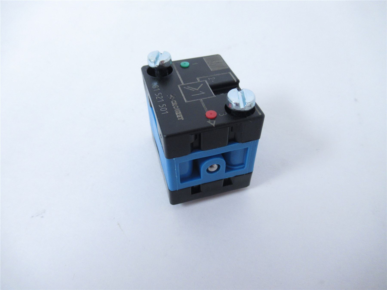 Crouzet 81521501; Logic "OR" Element; Pneumatic; Base Mounted