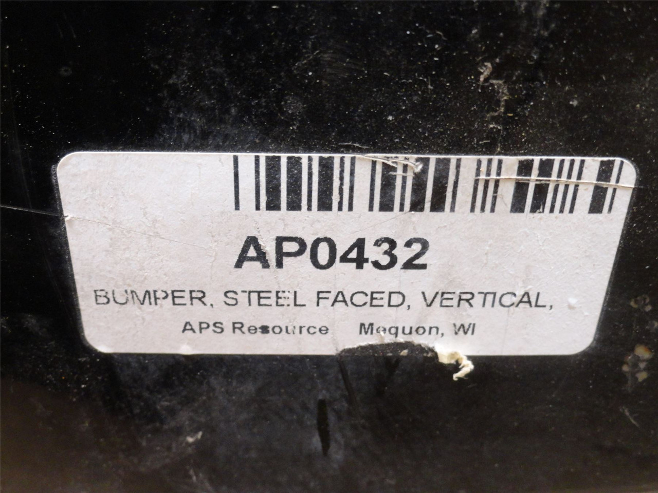 APS AP0432; Lot-2; Vertical Laminated Rubber Dock Bumper