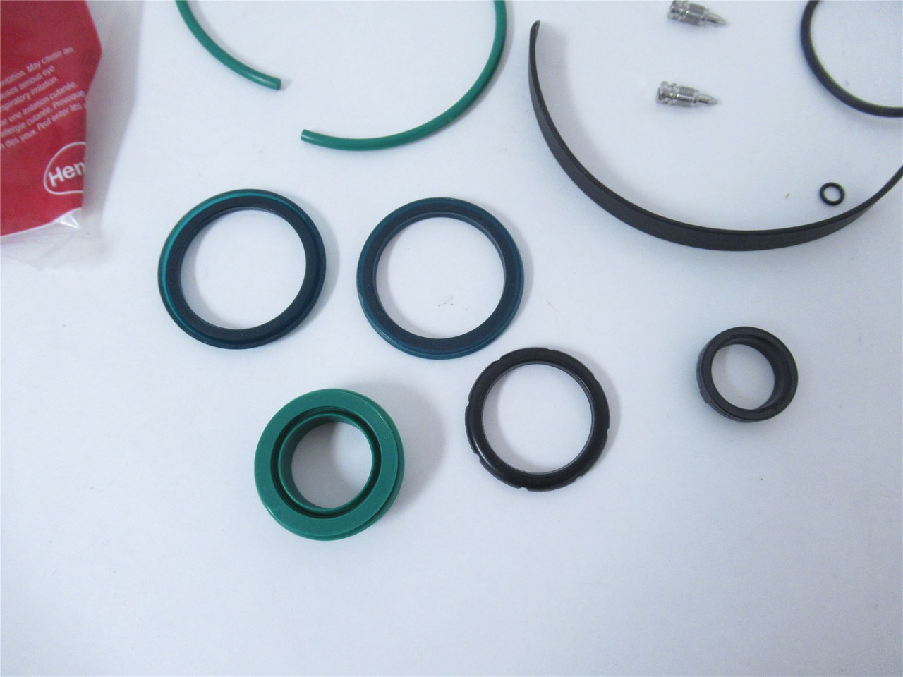 Hoegger 120881; Seal Kit F/Push Out Cyl