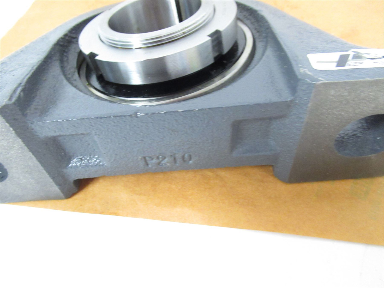 Peer SLUGRX09-27; Bearing Pillow Blk 1-11/16" ID 2 Bolt P210