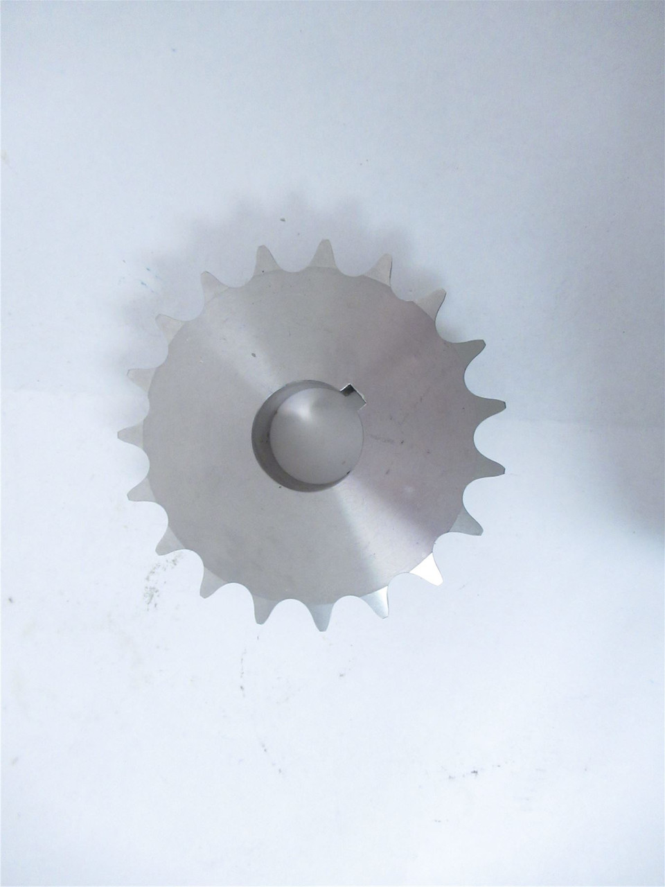 MFG M02A03; Sprocket #60 19T 1.375" ID SS