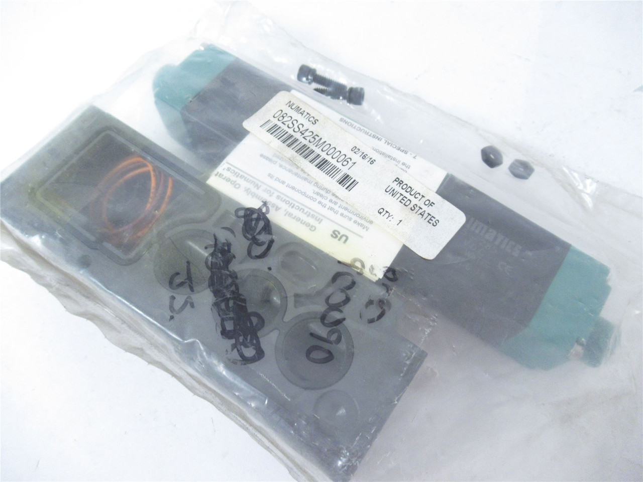 Numantics 082SS758M000061; Solenoid Valve 4-Way 5-port
