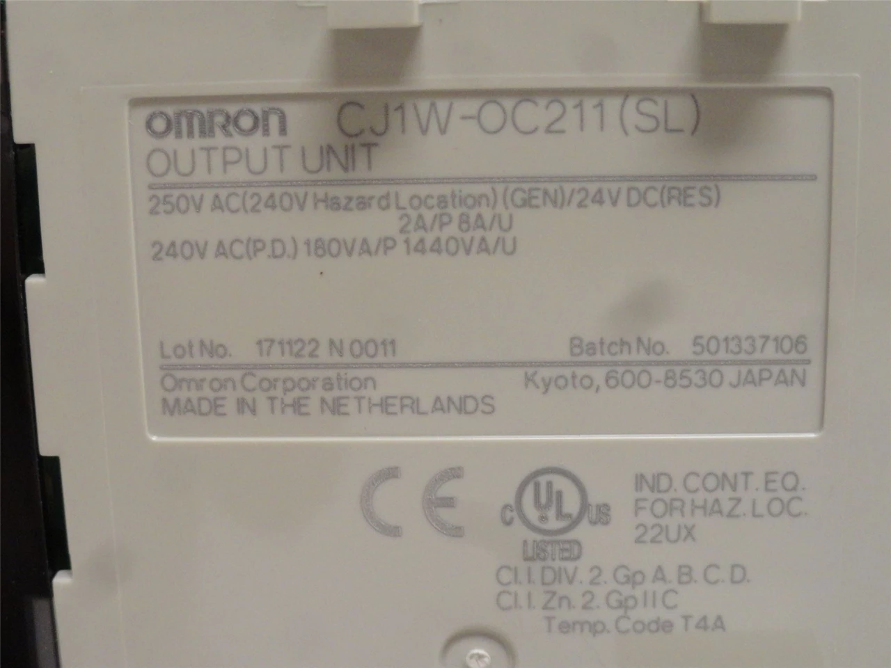 Omron CJ1W-OC211(SL); Digital Output 16x Relay Output; 250VAC