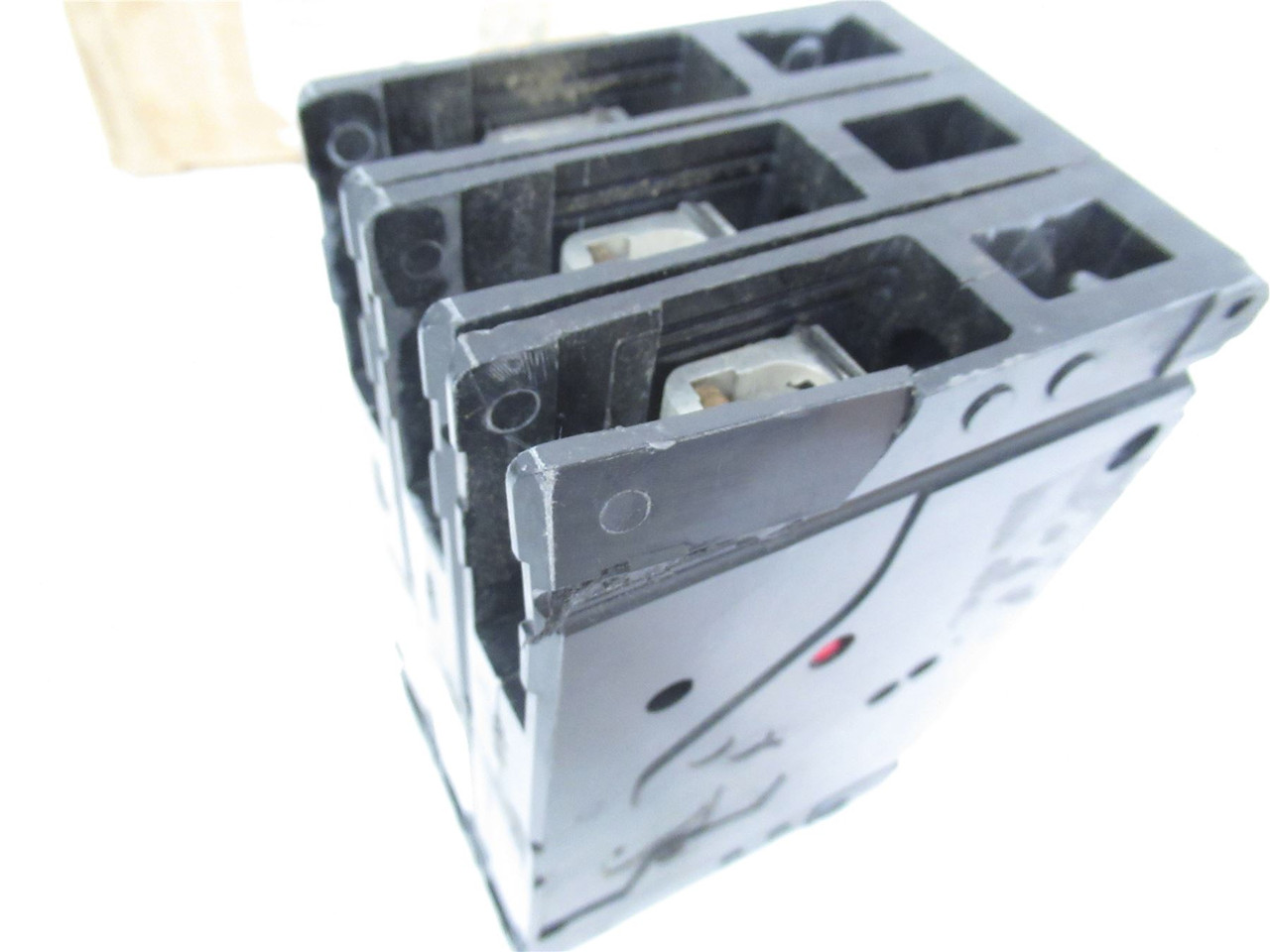 Siemens ED63A050; BREAKER 50A 600V 3 Pole (Cracked Plastic)