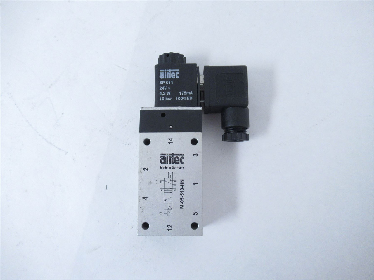 Airtec M-05-510-HN; Solenoid Valve  no Mounting screws