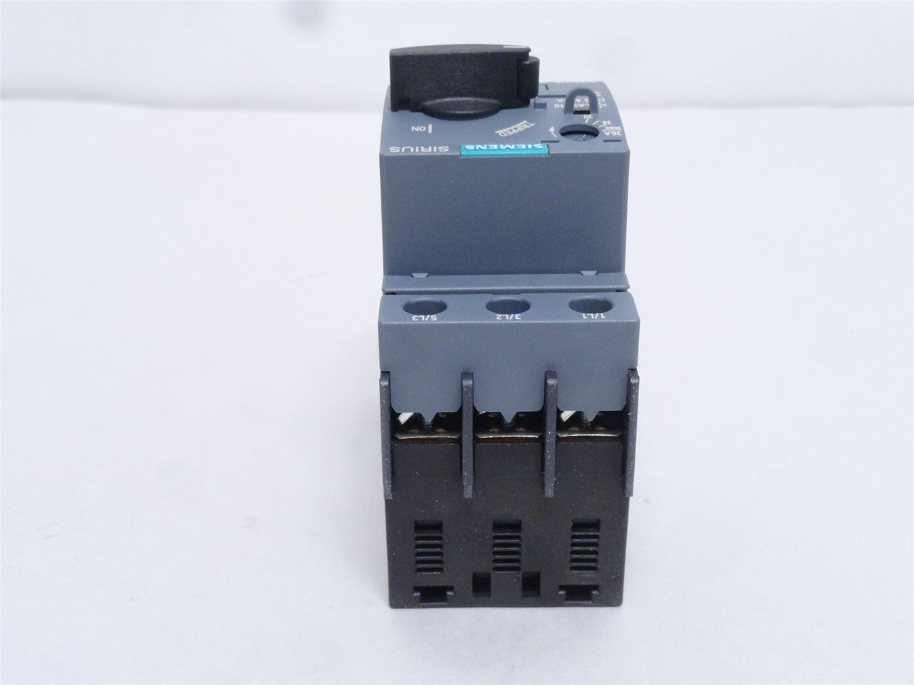 Siemens 3RV2021-4PA10; Manual Motor Starter; 30-36A; 3P; 600V