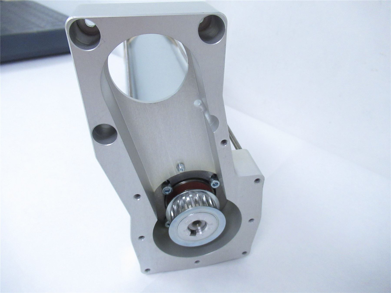 ViewTech 99060072; Engine Assembly Right