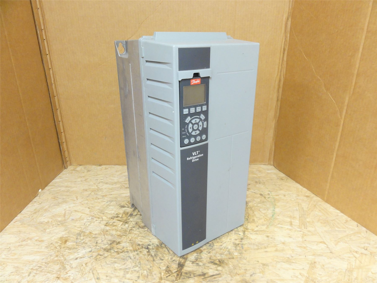 Danfoss 134G0932; VLT Refrigeration Drive 15HP 3x380-480VAC