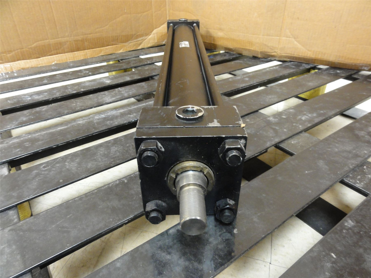Parker 3.25CBB2HIHNAT114AC:26.000; Hydraulic Cylinder 3-1/4"ID