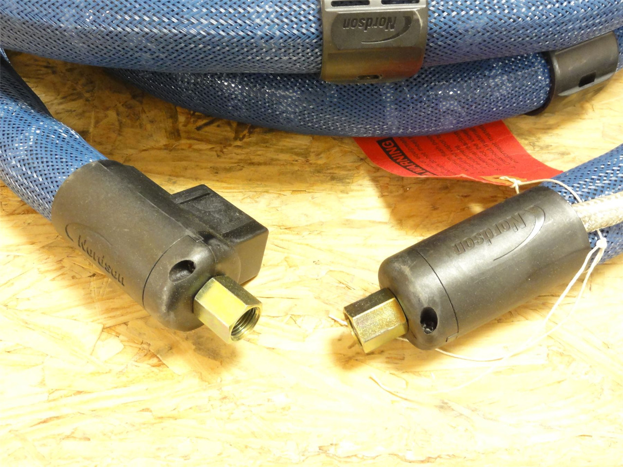 Nordson 223836; Heated Hot Melt Hose 632W; 240VAC; 20' Long
