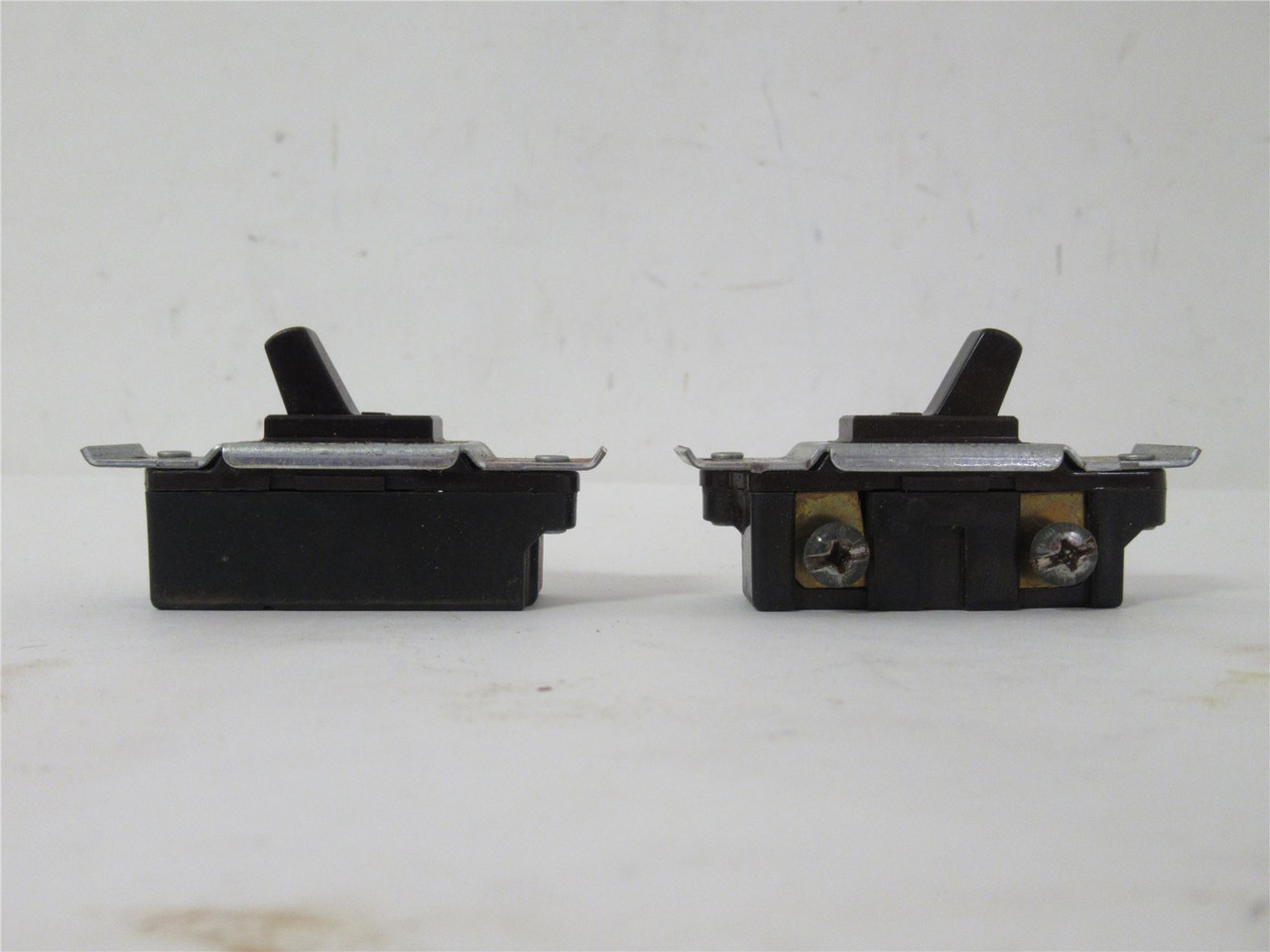 Red Dot 2CCT-1; DryTite Outlet Cover; (2) Switch 1-Pole