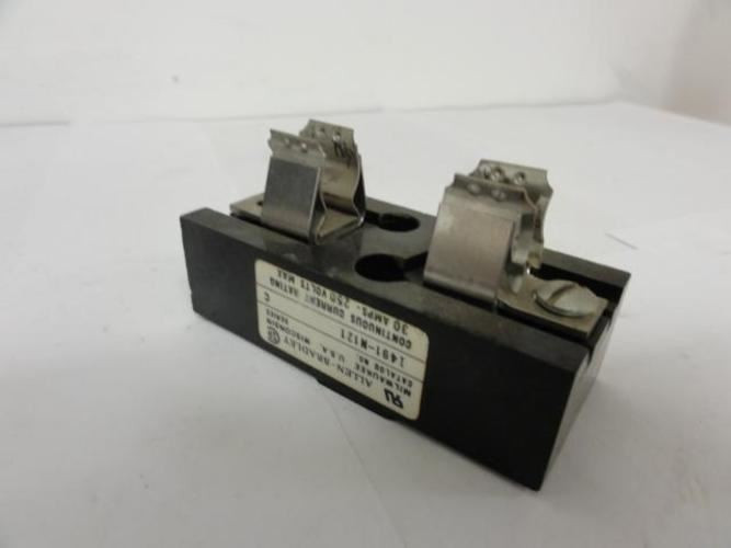 Allen-Bradley 1491-N121; Fuse Block; 30Amp; 250V