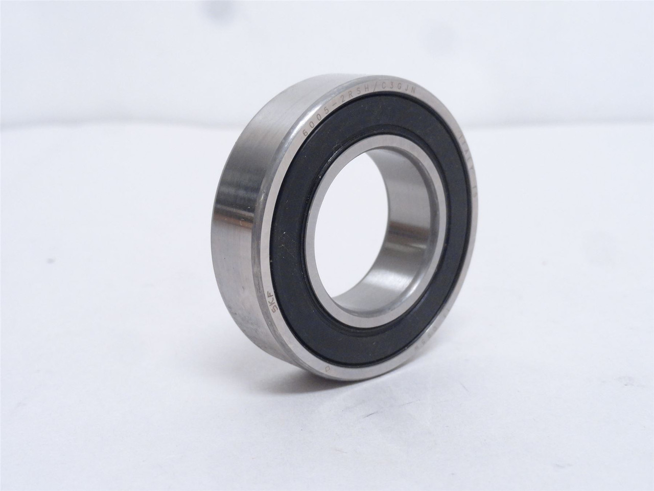 SKF 6005-2RSJEM; Ball Bearing 25mmID x 47mmOD x 12mm Wide