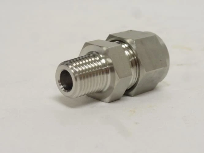 Bi-Lok DCT-8-6-SS; Compression Fitting SS; 1/4 NPT x #8 Tube