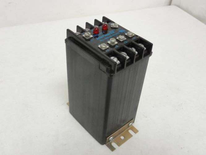 Regents MULTIFACER32; Clutch/Brake Control Relay; 3-32VDC; Multipole
