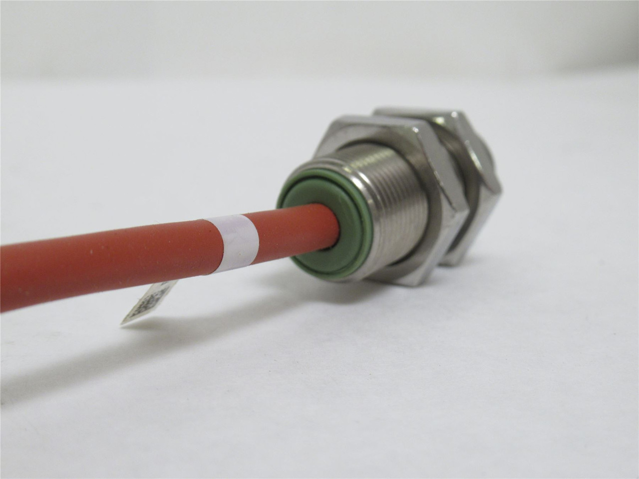 Pepper+Fuchs NJ2-11-SN-G; Prox Sensor 106628; 10-30 VDC