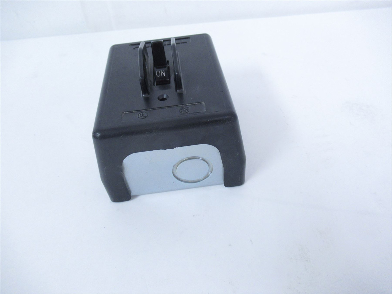 Hubbell 1389; Motor Disconnect Switch 30A 600V 3 Pole NEMA1