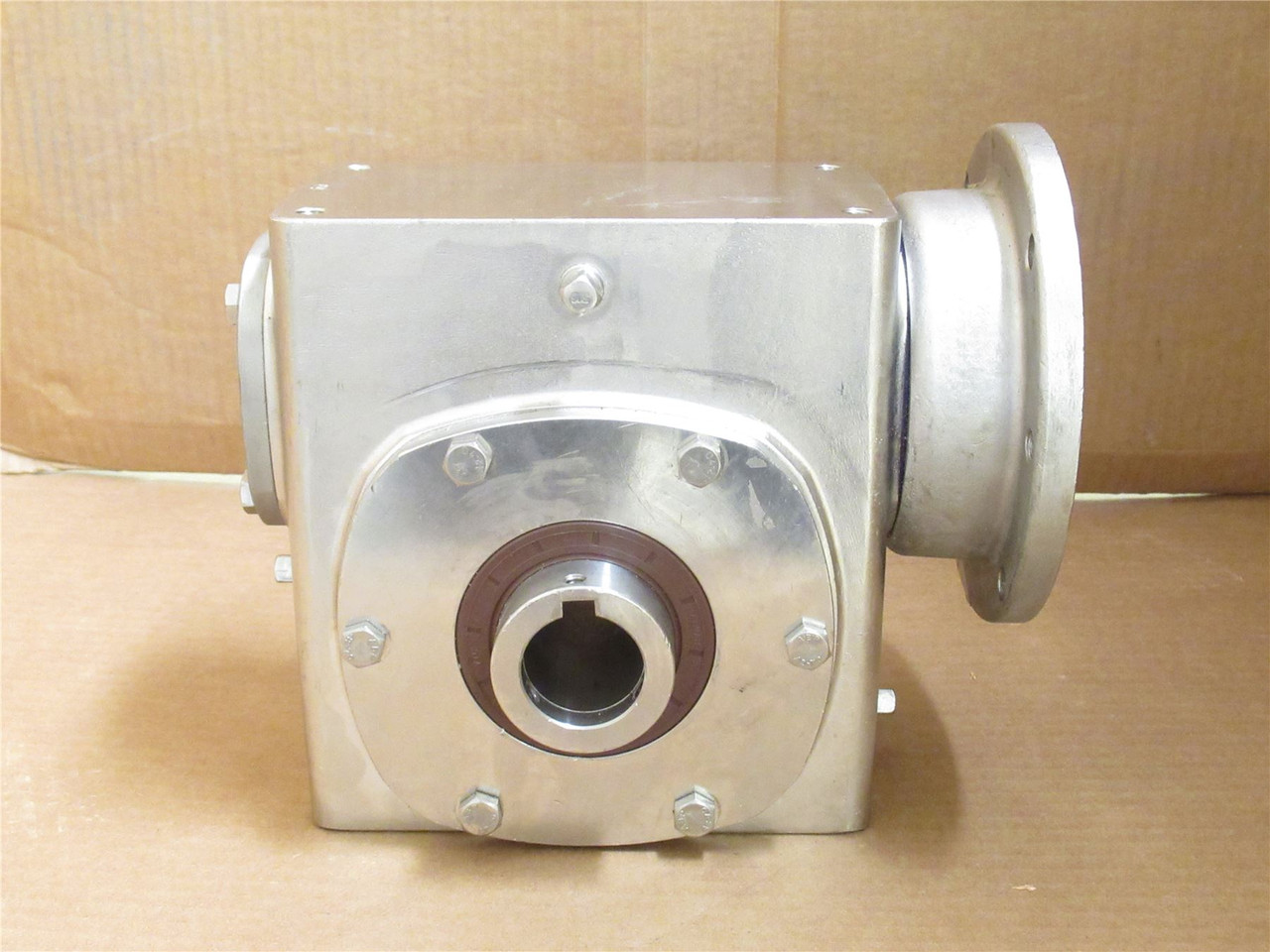Sterling 37.SDF6K141; Washdown Gearbox; 0.883HP; 60:1 Ratio
