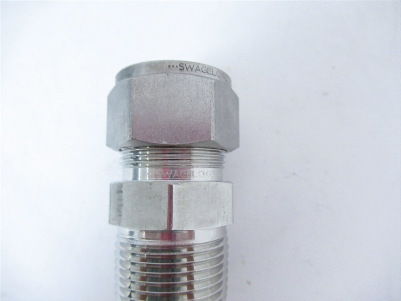 Swagelok SS-1210-1-12; 316SS Adapter F 3/4"Tube x 3/4"NPT
