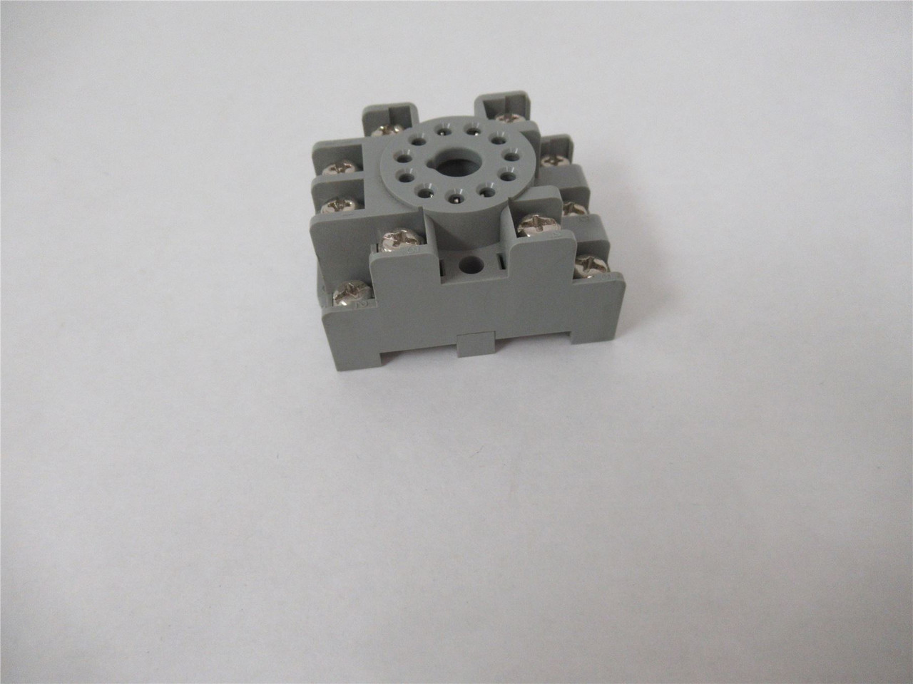 IDEC SR3P-05; Relay Socket SPDT through 3PDT 10A
