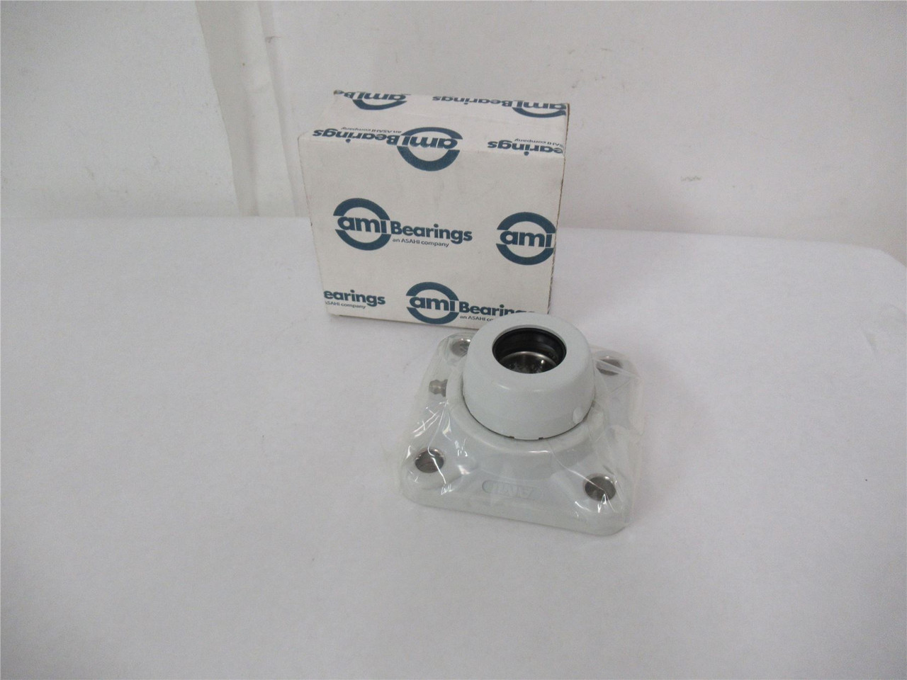 AMI MBFPL5-16CW; Flange Bearing 4 Bolt 1" ID