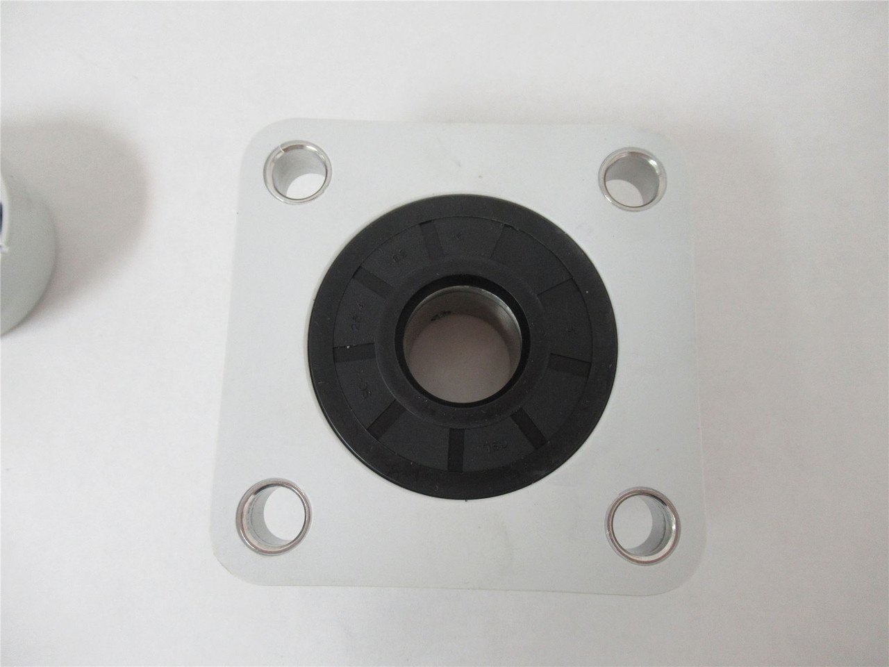 AMI MBFPL5-16CW; Flange Bearing 4 Bolt 1" ID