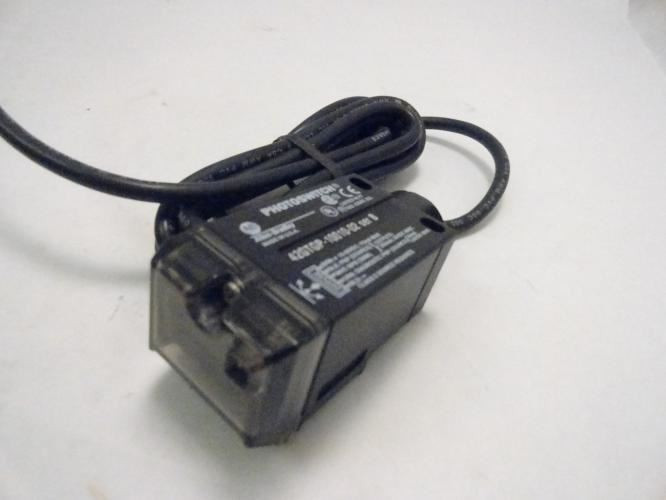Allen-Bradley 42GTGP-10010-02; Photoswitch; 10-30VDC 70mA Max