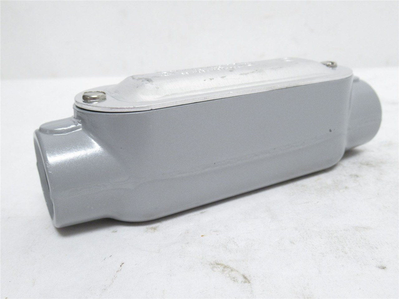 Appleton T75-A; Conduit Body; 3/4" Hub Size; W/Cover Plate