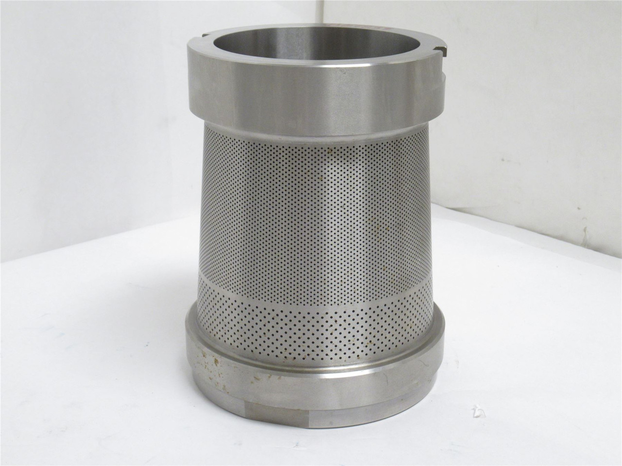 Beehive TPMBE1739; Auto Screen; SS; 1.5mm x 1mm x .08mm Hole